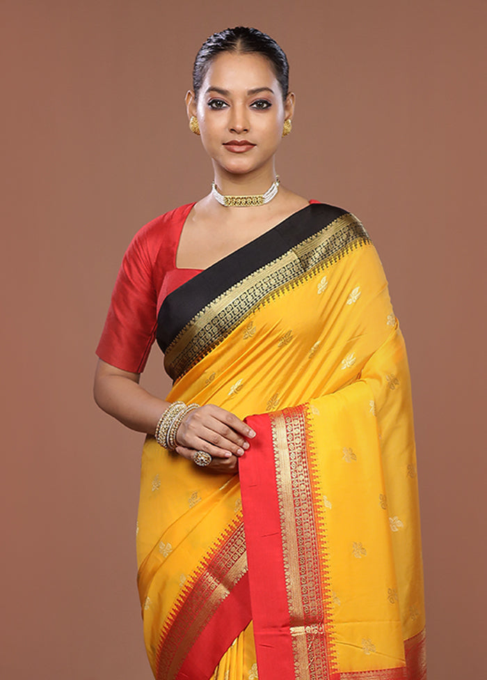 Yellow Kanjivaram Silk Saree With Blouse Piece