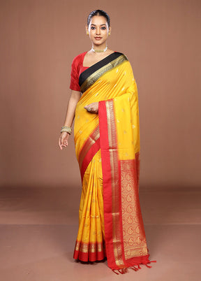 Yellow Kanjivaram Silk Saree With Blouse Piece