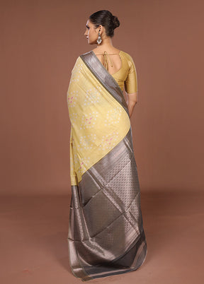 Yellow Pure Cotton Saree With Blouse Piece