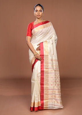 White Garad Pure Silk Saree Without Blouse Piece