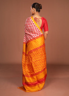 Red Printed Pure Silk Saree Without Blouse Piece