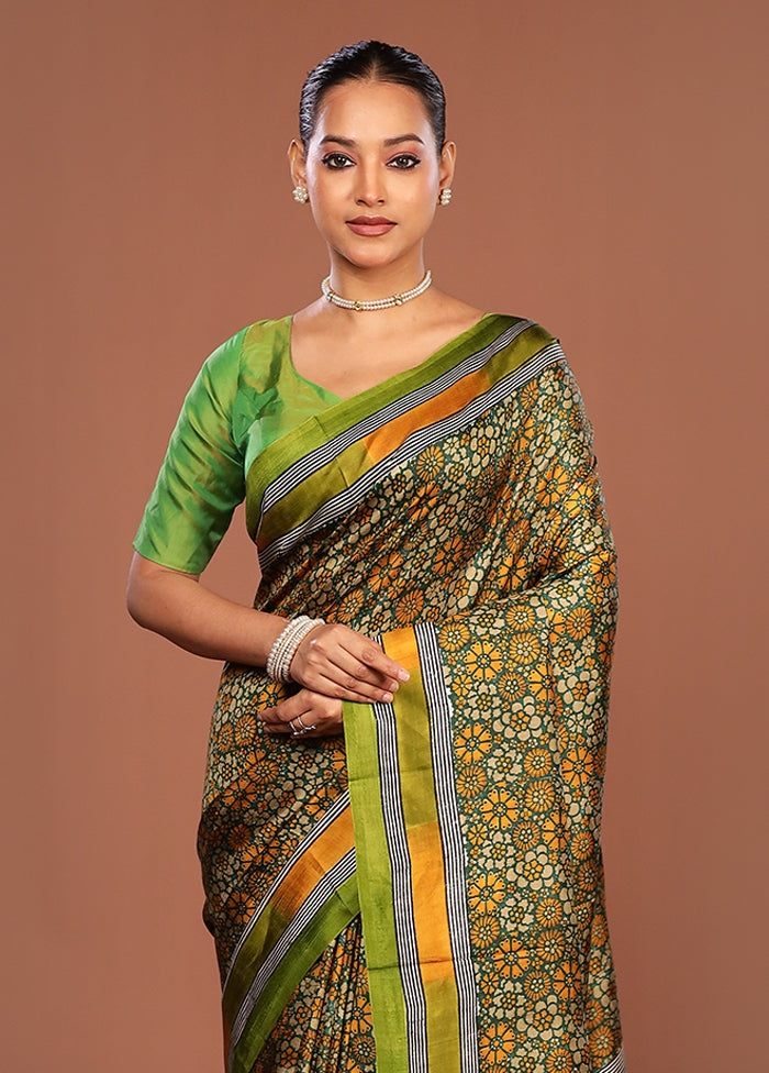 Green Printed Pure Silk Saree Without Blouse Piece