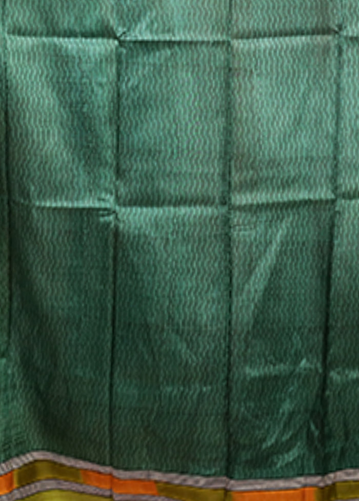 Green Printed Pure Silk Saree Without Blouse Piece