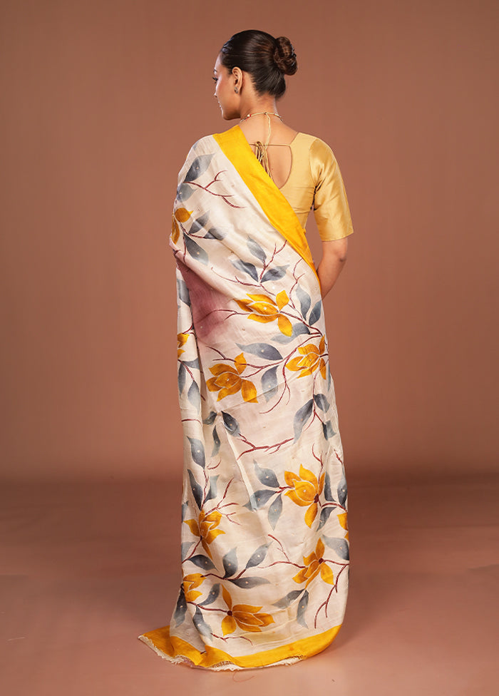 Cream Handloom Tussar Pure Silk Saree With Blouse Piece