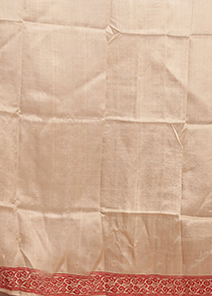 Cream Handloom Tussar Pure Silk Saree With Blouse Piece