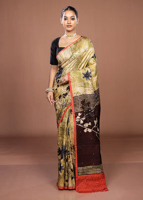 Green Handloom Tussar Pure Silk Saree With Blouse Piece