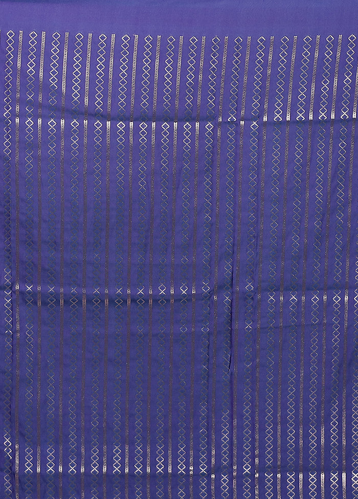 Blue Katan Silk Saree With Blouse Piece