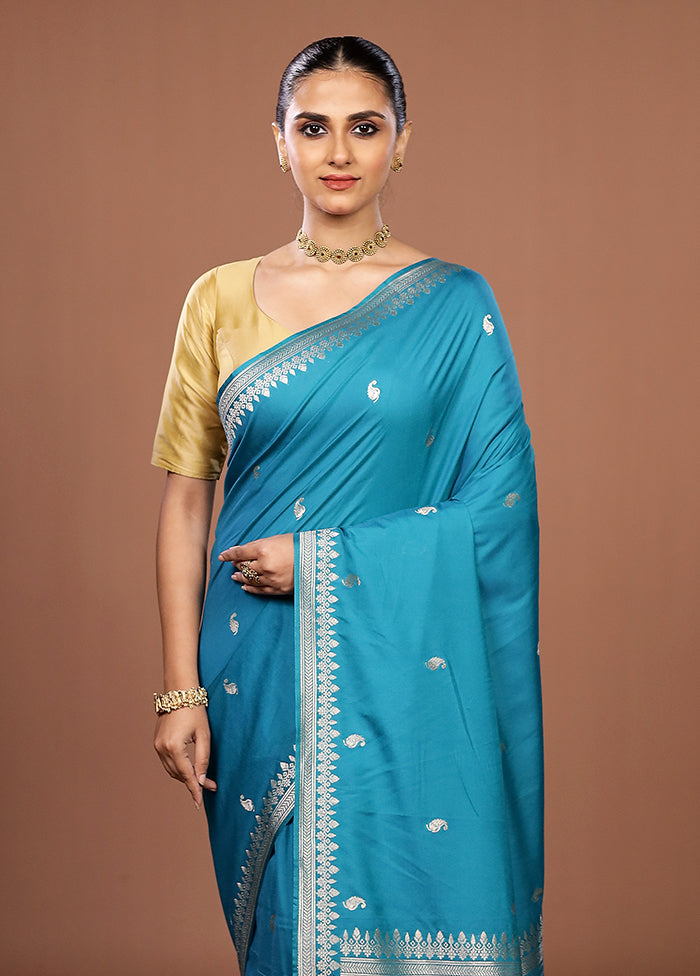 Blue Katan Silk Saree With Blouse Piece