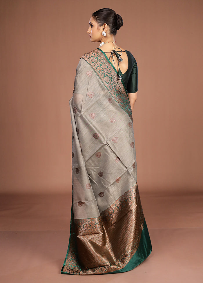 Grey Handloom Tussar Pure Silk Saree With Blouse Piece