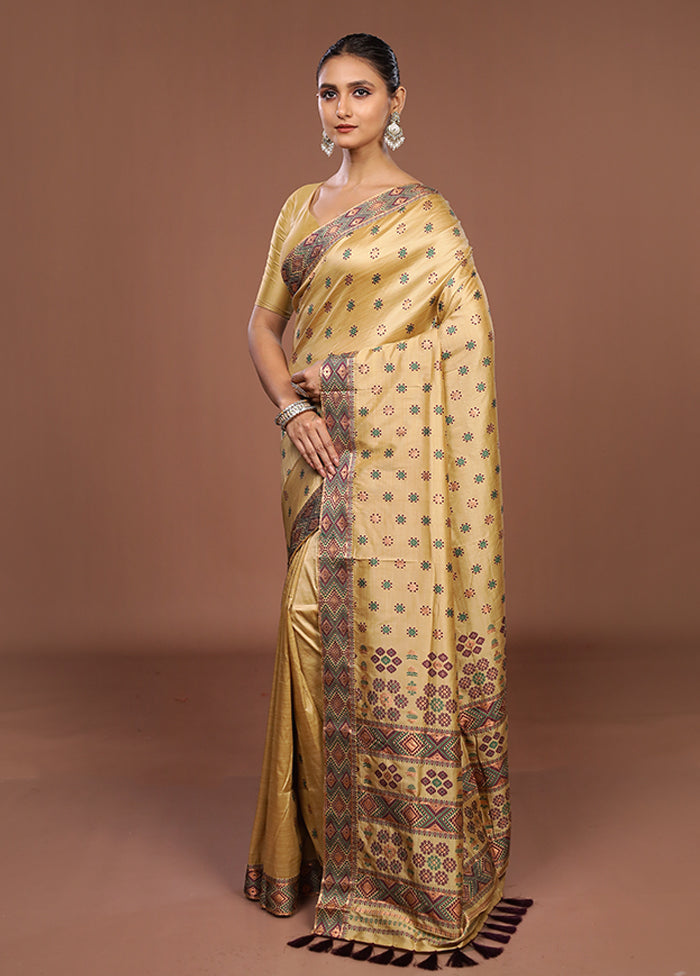 Cream Assam Silk Saree With Blouse Piece