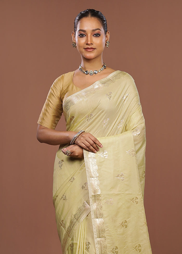 Green Dupion Silk Saree With Blouse Piece