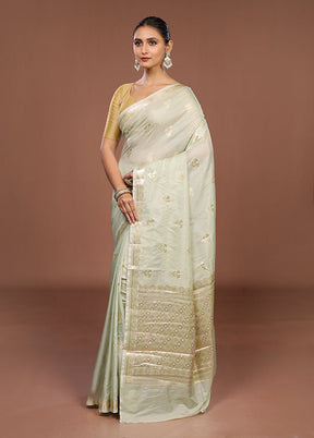 Green Dupion Silk Saree With Blouse Piece