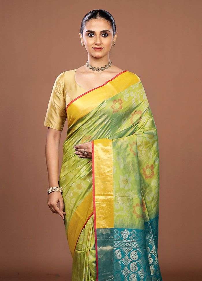 Green Dupion Silk Saree With Blouse Piece