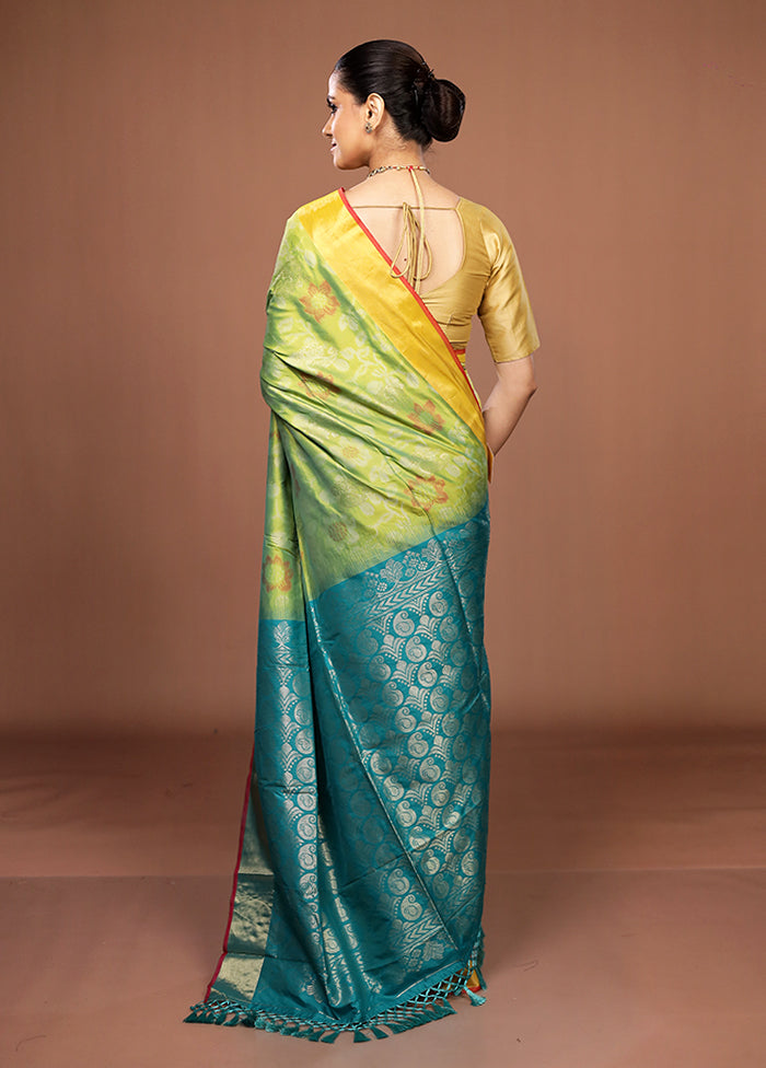 Green Dupion Silk Saree With Blouse Piece
