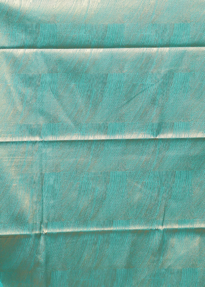 Green Dupion Silk Saree With Blouse Piece