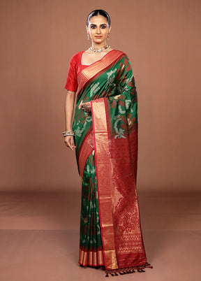 Green Dupion Silk Saree With Blouse Piece