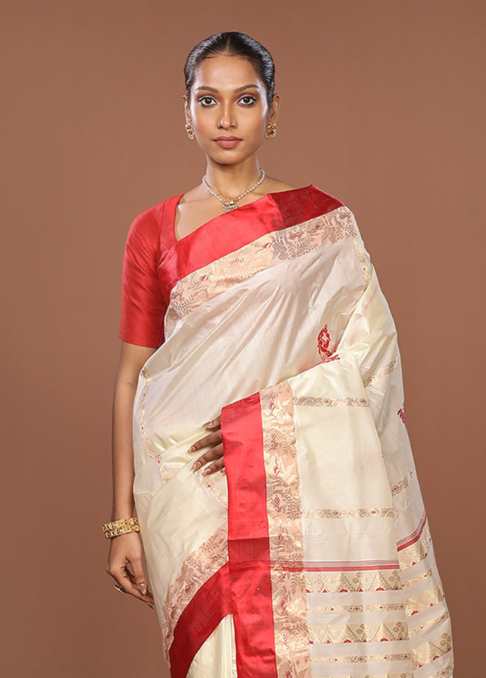 White Garad Pure Silk Saree Without Blouse Piece