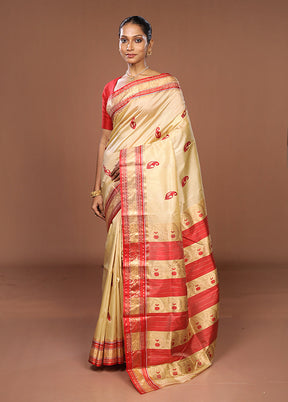 White Garad Pure Silk Saree Without Blouse Piece