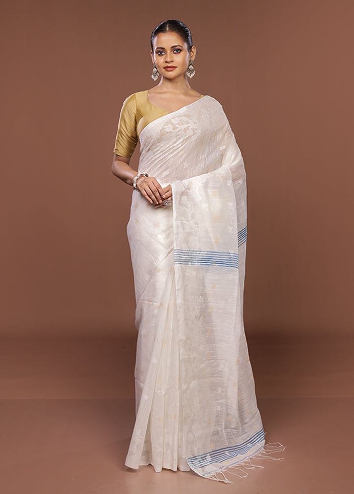 White Matka Silk Saree With Blouse Piece
