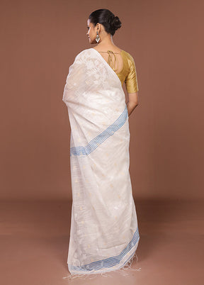 White Matka Silk Saree With Blouse Piece