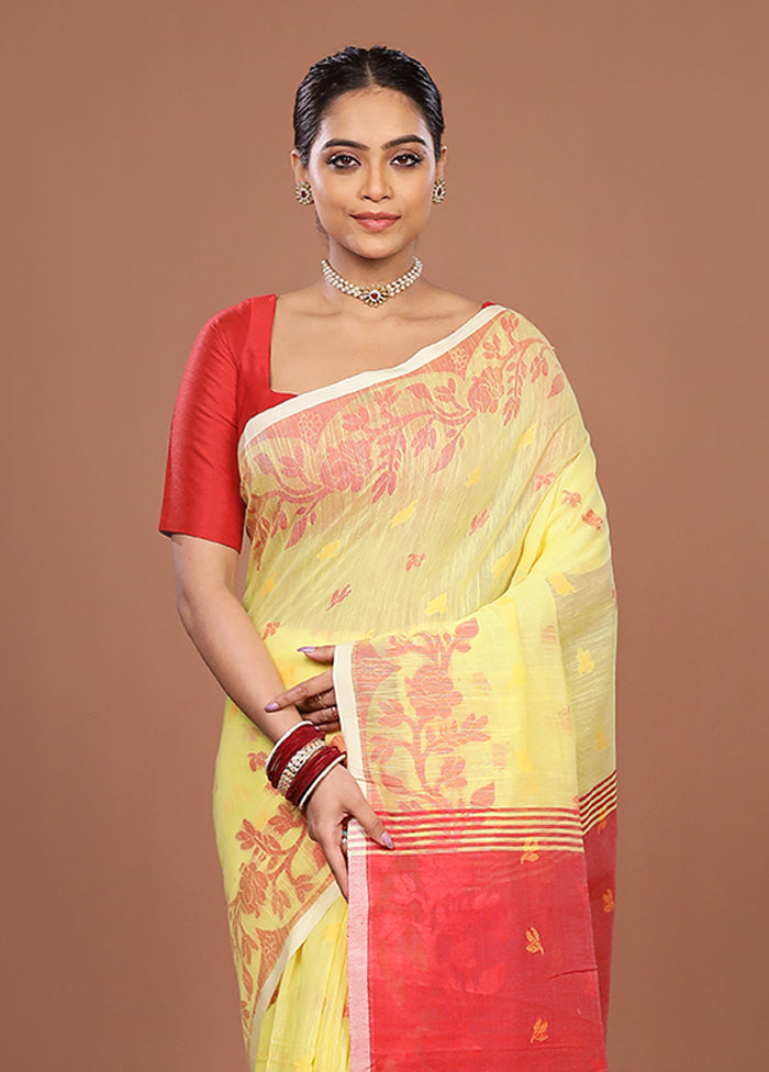Yellow Matka Silk Saree With Blouse Piece
