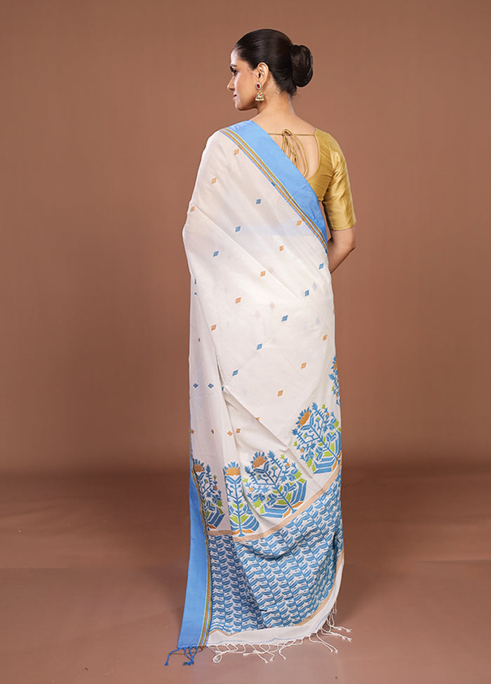 White Matka Silk Saree With Blouse Piece