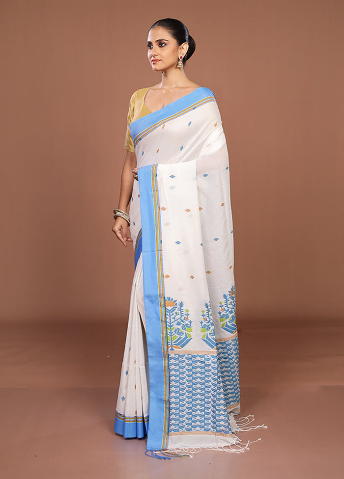 White Matka Silk Saree With Blouse Piece
