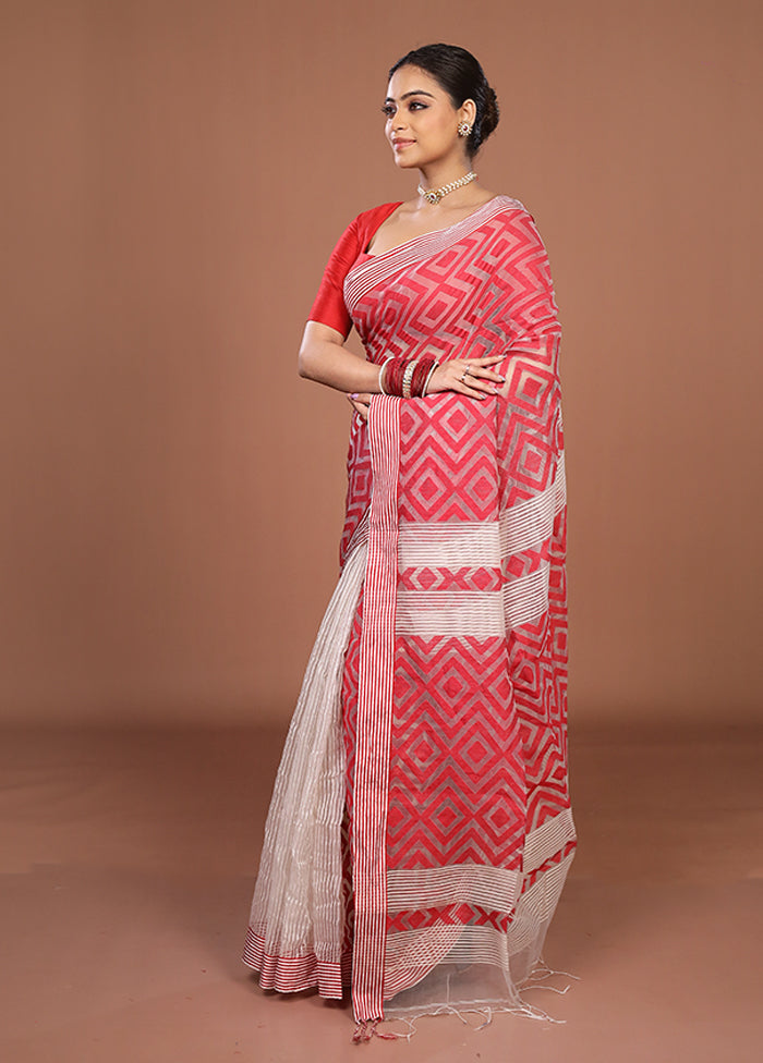 Cream Matka Silk Saree With Blouse Piece