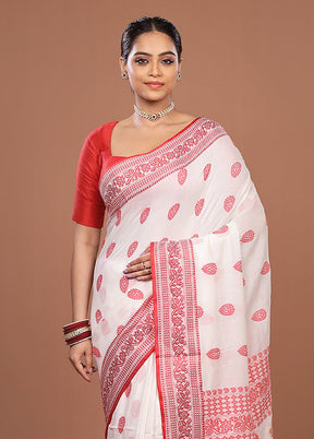 White Matka Silk Saree With Blouse Piece