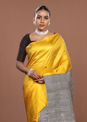 Yellow Printed Pure Silk Saree Without Blouse Piece
