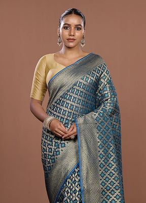 Green Kora Silk Saree With Blouse Piece