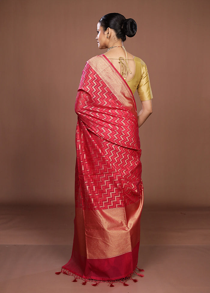 Red Kora Silk Saree With Blouse Piece