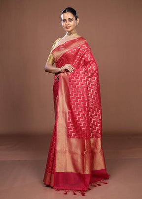 Red Kora Silk Saree With Blouse Piece
