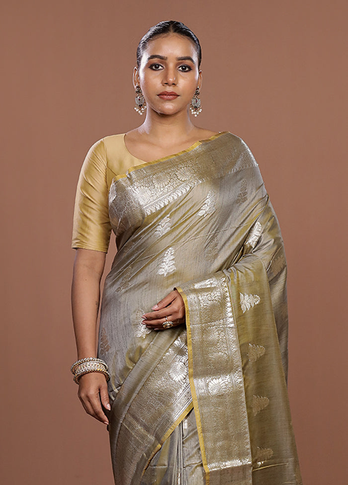 Grey Dupion Silk Saree With Blouse Piece