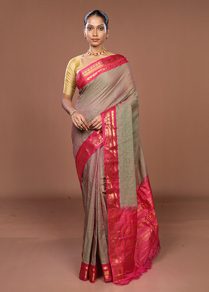 Green Gadwal Pure Silk Saree Without Blouse Piece