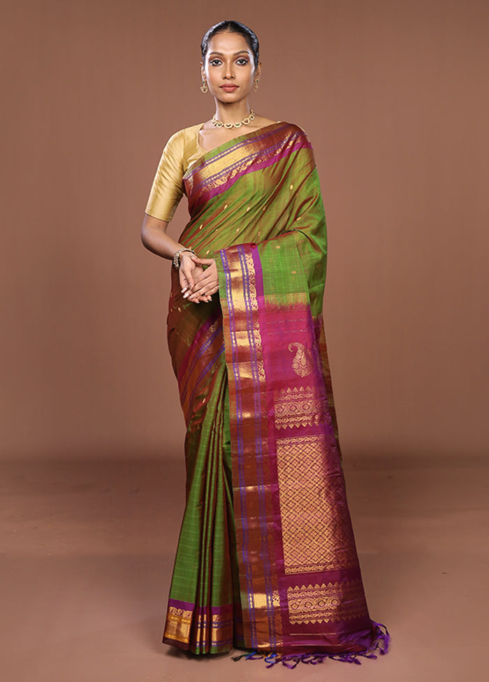 Green Gadwal Pure Silk Saree Without Blouse Piece