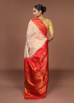 Cream Gadwal Pure Silk Saree Without Blouse Piece