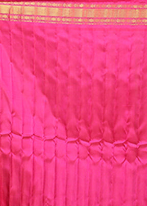 Green Gadwal Pure Silk Saree Without Blouse Piece