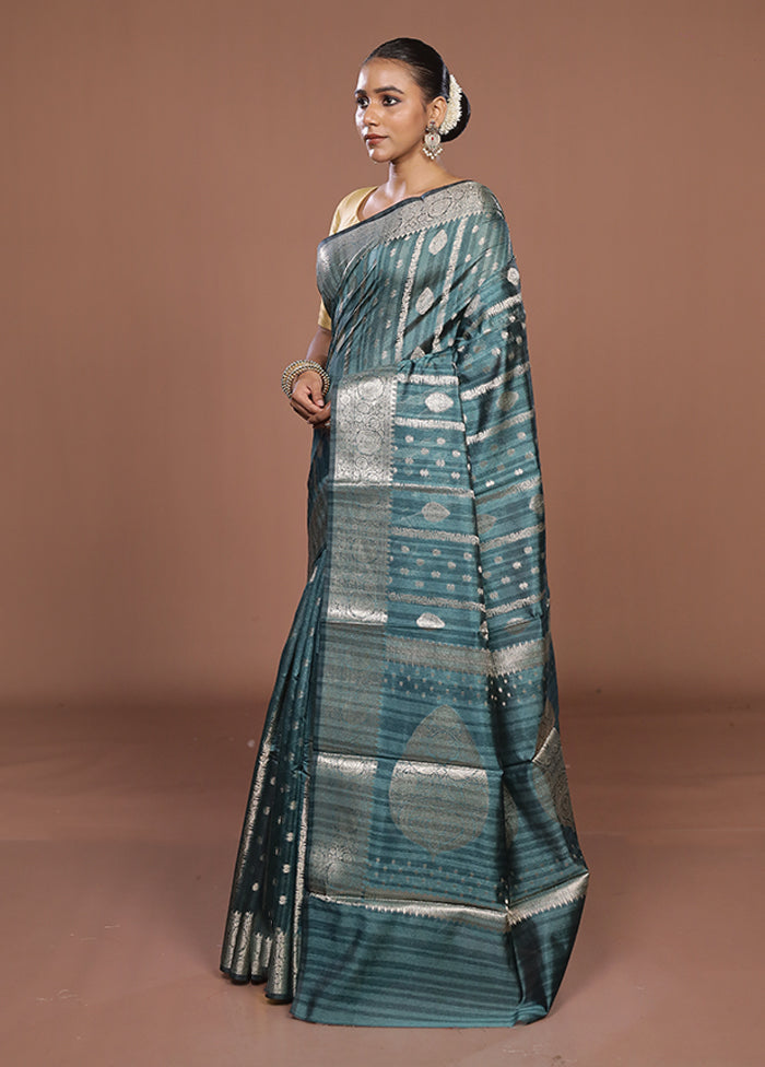 Green Cotton Saree With Blouse Piece