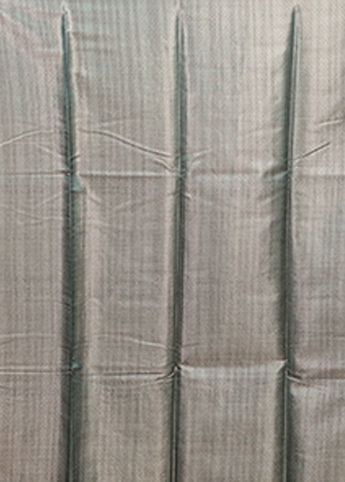 Green Cotton Saree With Blouse Piece