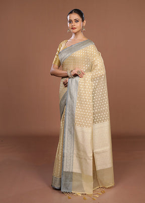 Cream Kora Silk Saree With Blouse Piece