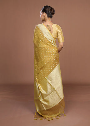 Yellow Kora Silk Saree With Blouse Piece