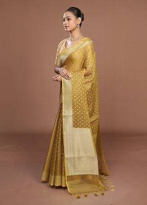 Yellow Kora Silk Saree With Blouse Piece