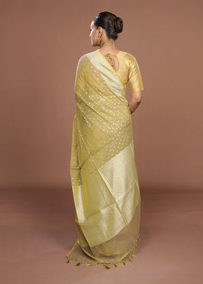 Green Kora Silk Saree With Blouse Piece