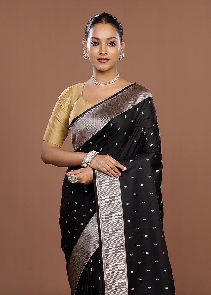 Black Katan Silk Saree With Blouse Piece