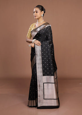 Black Katan Silk Saree With Blouse Piece