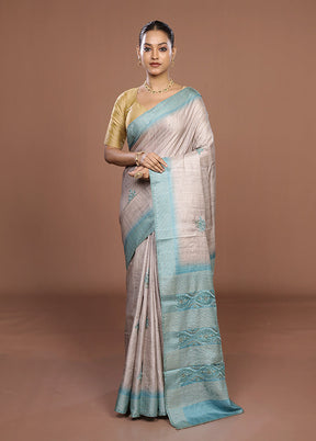 Grey Tussar Silk Saree With Blouse Piece