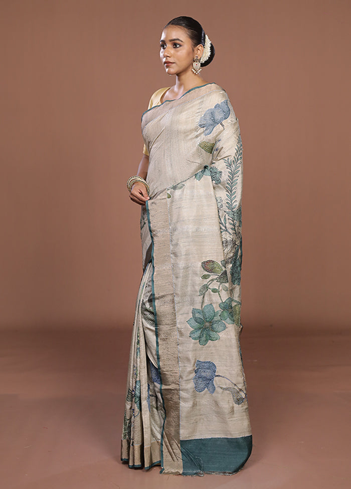 Cream Tussar Silk Saree With Blouse Piece