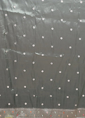 Green Organza Saree With Blouse Piece