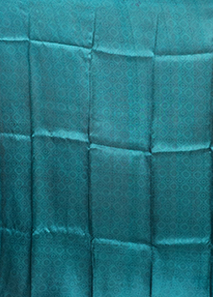 Green Printed Pure Silk Saree Without Blouse Piece